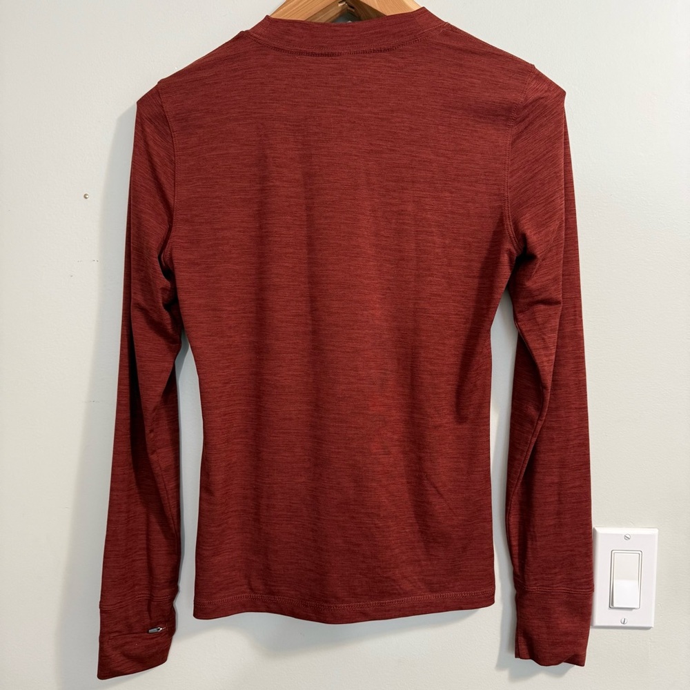 Vuori Women's Long Sleeve Lux Tee Brick Heather Medium - Picture 6 of 11